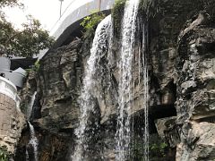 04 A waterfall in Hong Kong Park